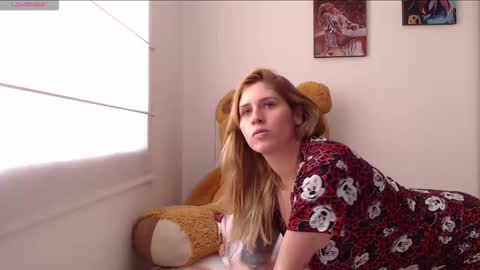 Snapshot of meganlk chatting on 02-27-26, 03:45 MEGAN online show from 02-27-26, 03:45