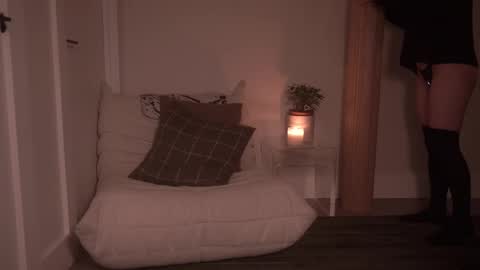 Snapshot of meganmei666 chatting on 03-05-25, 02:57 for more 3 online show from 03-05-25, 02:57