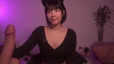 Snapshot of meganmei666 chatting on 10-15-25, 02:33 for more 3 online show from 10-15-25, 02:33