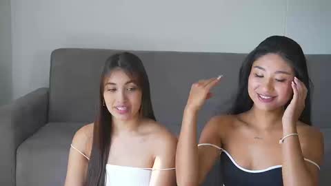 Mara online show from 09-11-25, 01:22