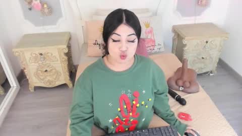 Megan online show from 12-21-25, 12:45