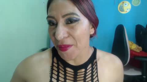 Snapshot of megara_love chatting on 01-10-25, 10:15 megara_love online show from 01-10-25, 10:15
