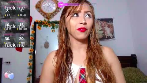 Snapshot of meghan_crouch chatting on 11-06-25, 08:43 MEGHAN online show from 11-06-25, 08:43