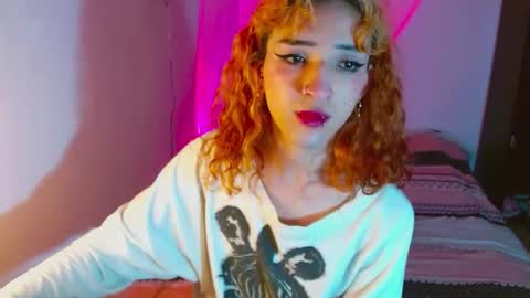 Snapshot of meghan_devil_ chatting on 09-18-25, 06:15 meghan_devil_ online show from 09-18-25, 06:15