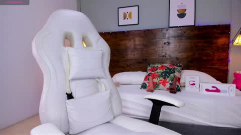 Meghan  online show from 01-18-25, 12:47