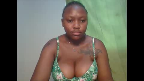 Snapshot of meghan_spice chatting on 09-22-25, 11:45 meghan_spice online show from 09-22-25, 11:45