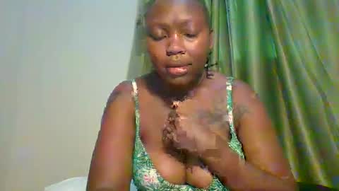 Snapshot of meghan_spice chatting on 10-11-25, 01:31 meghan_spice online show from 10-11-25, 01:31