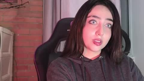 Snapshot of megumi_yang chatting on 01-19-25, 06:09 Megumi online show from 01-19-25, 06:09