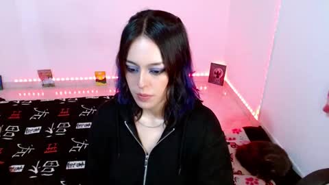 Melissa online show from 10-05-25, 01:59