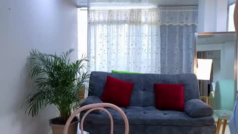 Mei online show from 02-07-25, 07:49