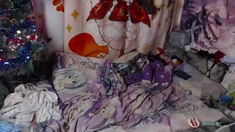 Yuta and Meidi online show from 01-03-25, 04:33