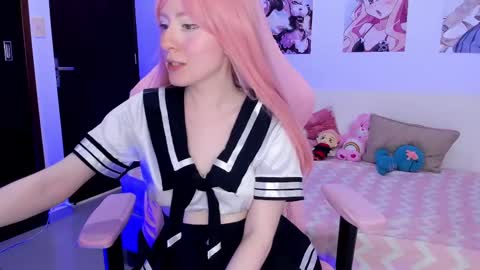 Snapshot of meikitty chatting on 03-01-25, 03:38 Mei  online show from 03-01-25, 03:38