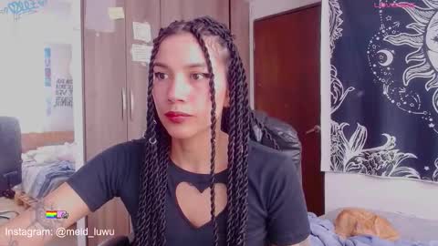 Melissa  -  -  Please help me to reach 100 thumbs up online show from 03-25-26, 09:43