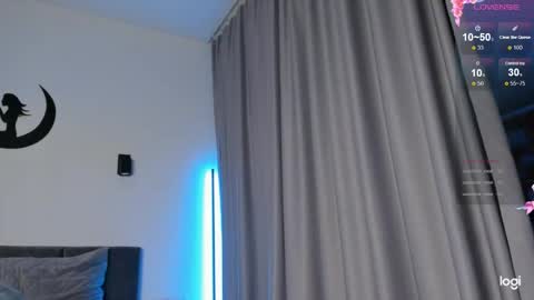  Start every day 2000 - 700 online show from 03-11-25, 12:44