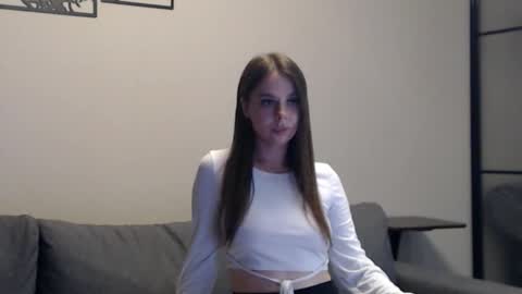 Snapshot of meladams chatting on 09-21-25, 07:59 meladams online show from 09-21-25, 07:59