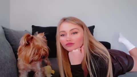 Melania online show from 11-19-25, 12:27