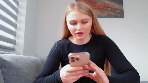 Melania online show from 11-21-25, 12:15