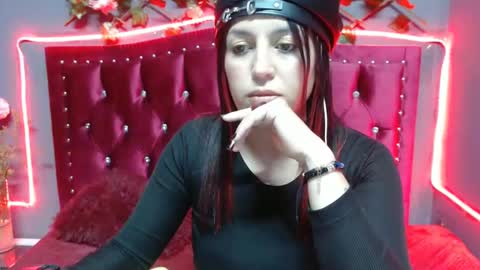 melani_cute01 online show from 02-09-25, 01:44