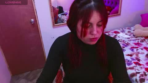 Snapshot of melani_cute01 chatting on 07-31-26, 04:12 melani_cute01 online show from 07-31-26, 04:12