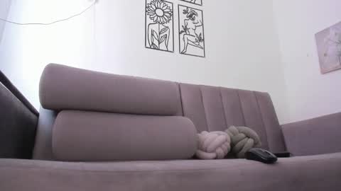 melani greyy online show from 10-14-25, 10:10