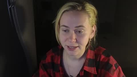 Snapshot of melania____ chatting on 03-01-26, 06:10 Mila online show from 03-01-26, 06:10