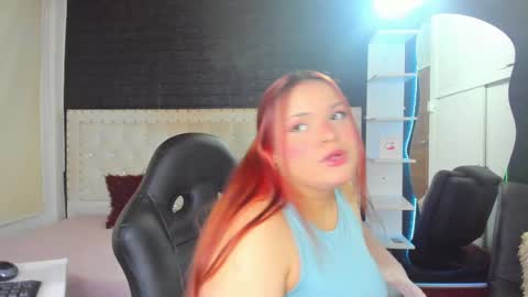 Snapshot of melanie_hh chatting on 03-09-25, 04:05 Melanie  online show from 03-09-25, 04:05