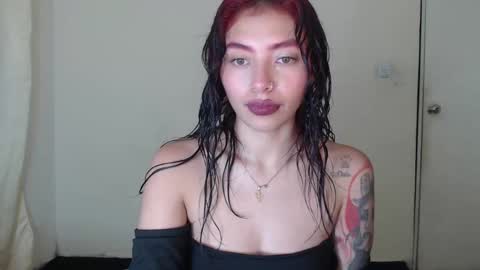 Melanie roux  online show from 02-16-25, 06:10