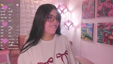 Snapshot of melaniegrayx chatting on 12-15-25, 02:43 melaniegrayx online show from 12-15-25, 02:43