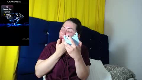 Melanie Parker online show from 11-18-25, 03:12