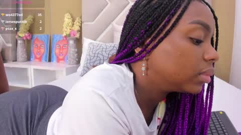 Melanie online show from 03-07-25, 06:22