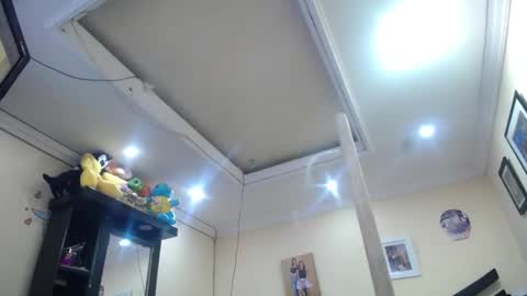 Snapshot of melany_isabella chatting on 12-12-24, 10:45 melany online show from 12-12-24, 10:45