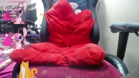 Snapshot of melany_isabella chatting on 01-29-25, 07:22 melany online show from 01-29-25, 07:22