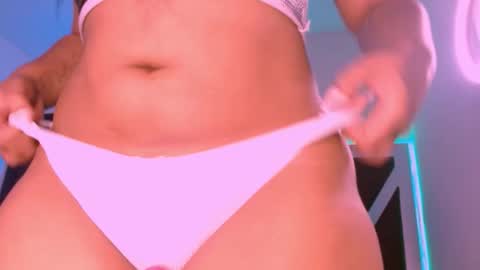 melany tylor online show from 02-25-26, 04:44