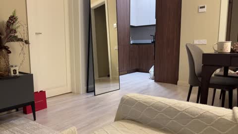 Snapshot of melanybunny chatting on 12-24-24, 03:05 Adel online show from 12-24-24, 03:05