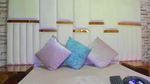 MELANYHARRIS online show from 01-19-25, 03:21