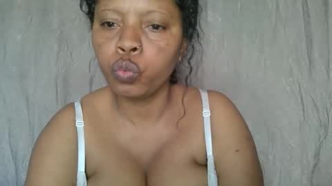 Snapshot of meld2599 chatting on 09-21-25, 09:22 meld2599 online show from 09-21-25, 09:22