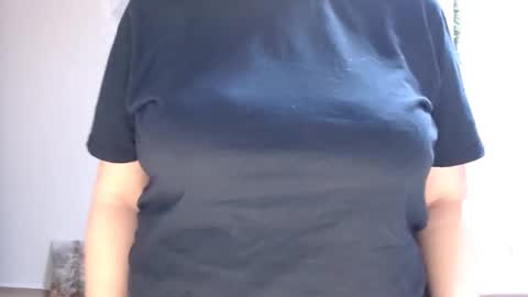 Melina online show from 11-29-25, 04:04