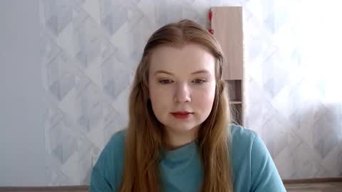 Snapshot of melina_beauty chatting on 02-17-26, 08:55 Melina online show from 02-17-26, 08:55