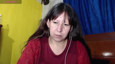 Snapshot of melisa037 chatting on 10-21-25, 02:45 melisa037 online show from 10-21-25, 02:45