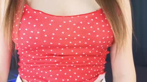 Snapshot of melisayyme chatting on 10-20-25, 04:24 Milissa online show from 10-20-25, 04:24