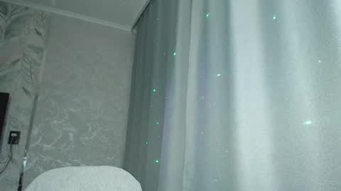 Melissa  Ray online show from 03-06-25, 05:43