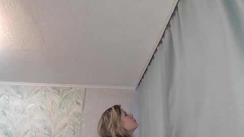 Melissa  Ray online show from 03-07-25, 02:36