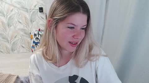 Melissa  Ray online show from 09-22-25, 03:08