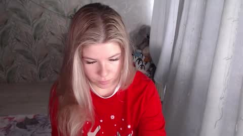 Melissa  Ray online show from 12-16-25, 07:57