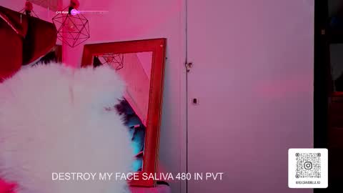 Snapshot of melissa_adamsxxx chatting on 02-25-26, 07:01 Lissa online show from 02-25-26, 07:01