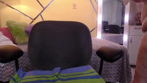 melissa_coleman_ online show from 11-15-25, 01:36