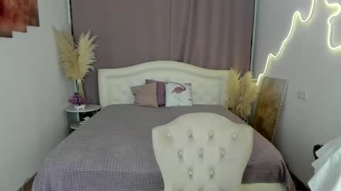 Snapshot of melissa_drake chatting on 02-18-26, 07:15 melissa_drake online show from 02-18-26, 07:15