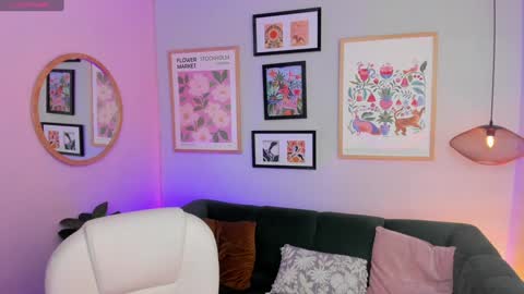 Melissa 3 online show from 01-24-25, 04:59