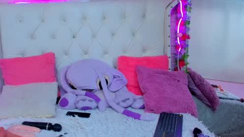 Meli online show from 02-18-25, 07:09