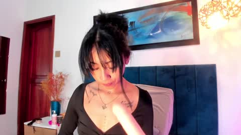 Melissa online show from 12-30-24, 03:02